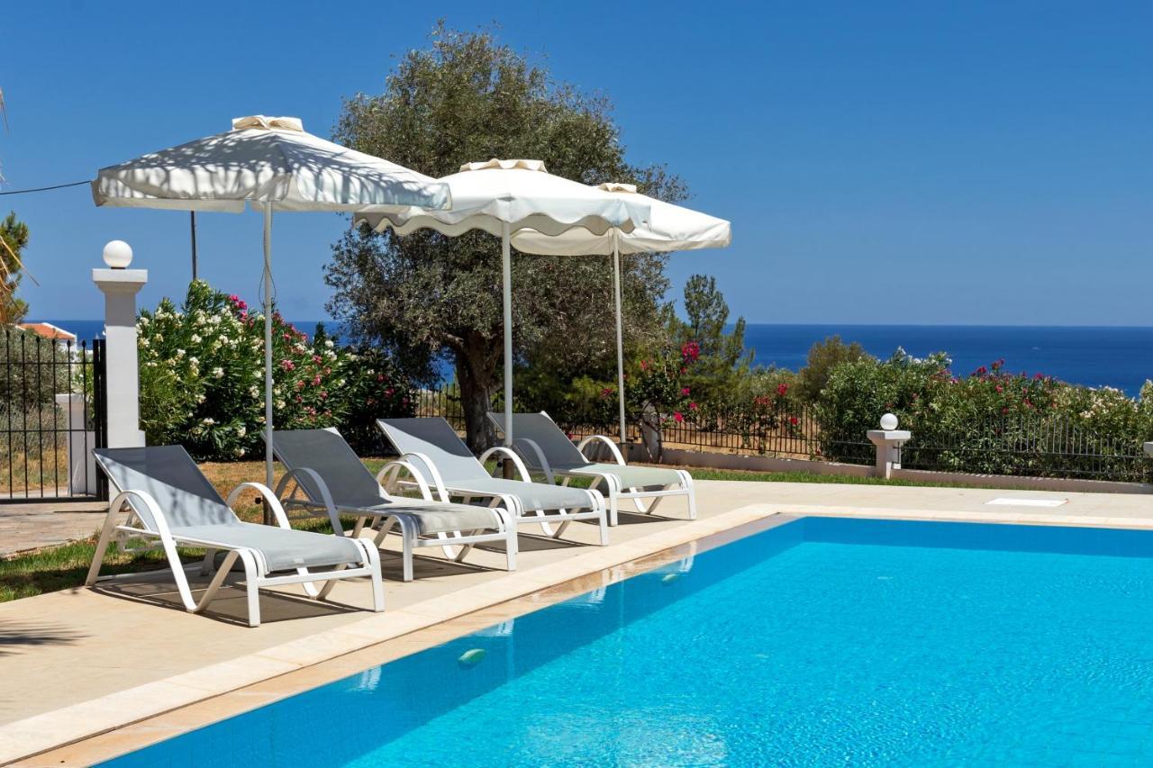 Amberblue Vila Kalathos